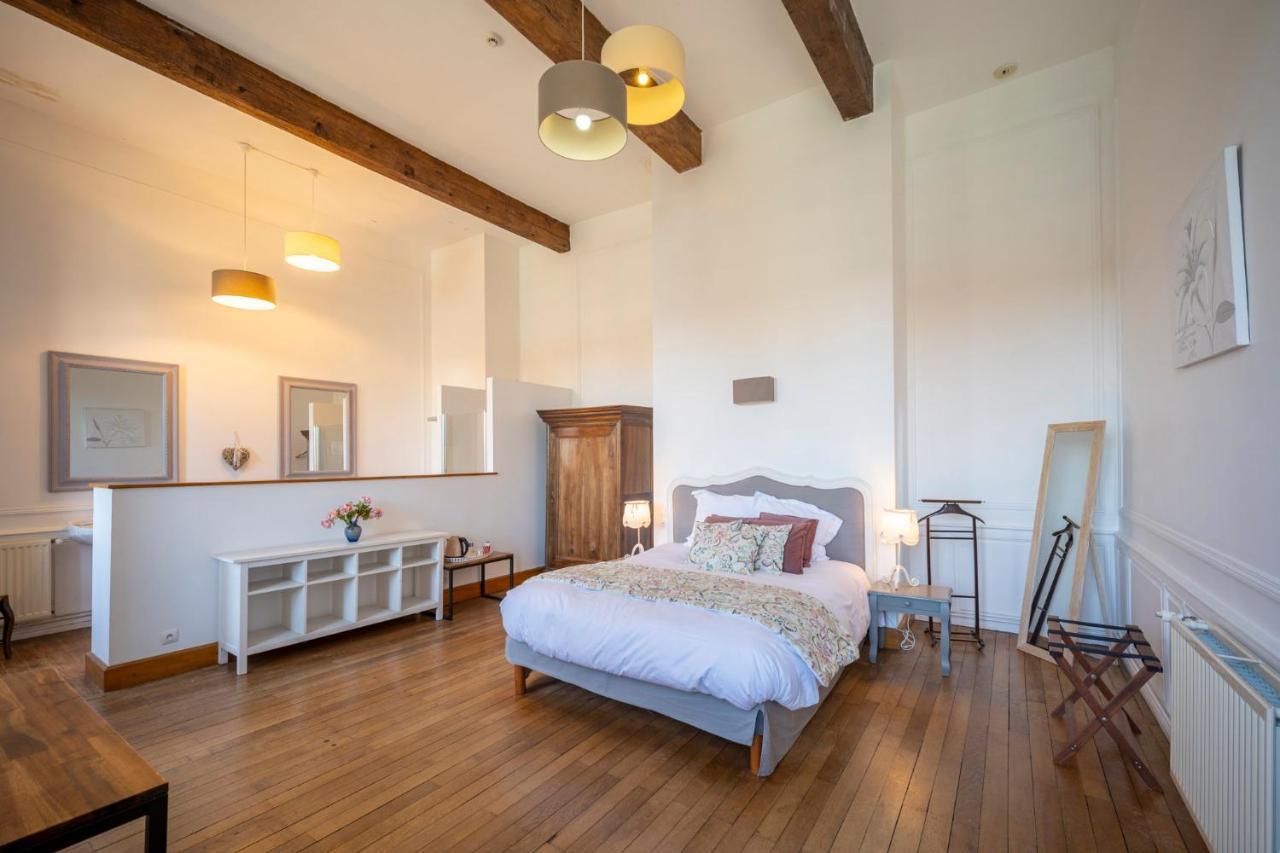 Chateau De Loubejac Montauban Bagian luar foto